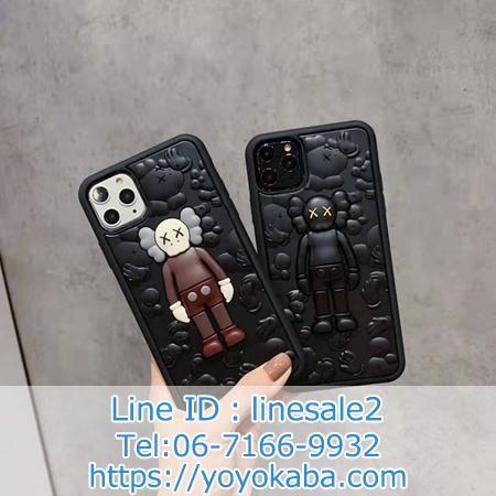 Kaws iphone11pro maxケース