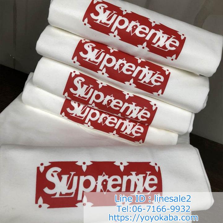 シンプルな半袖Tシャツ supreme