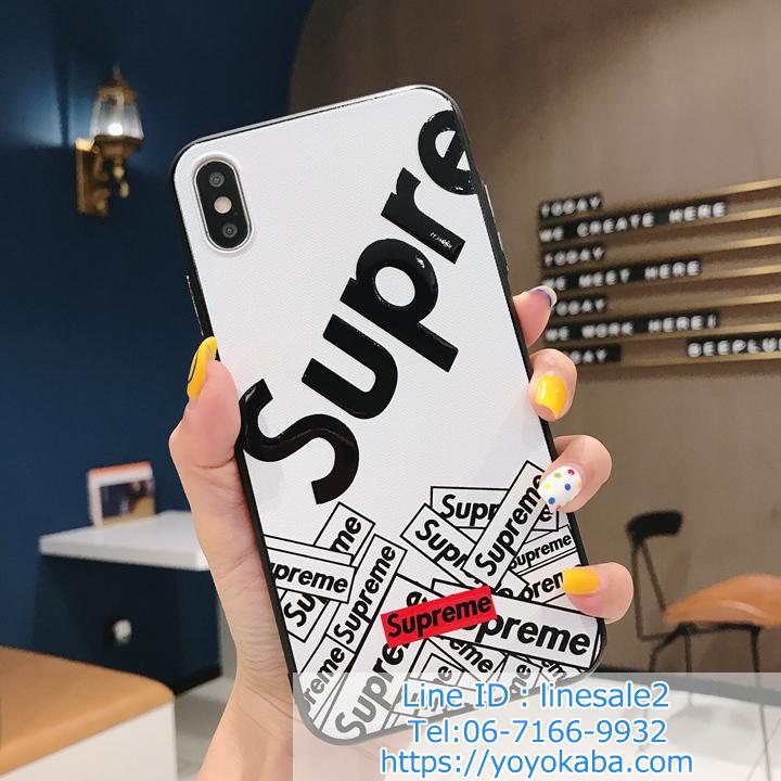 大柄 英字Supreme ロゴ付き カバー