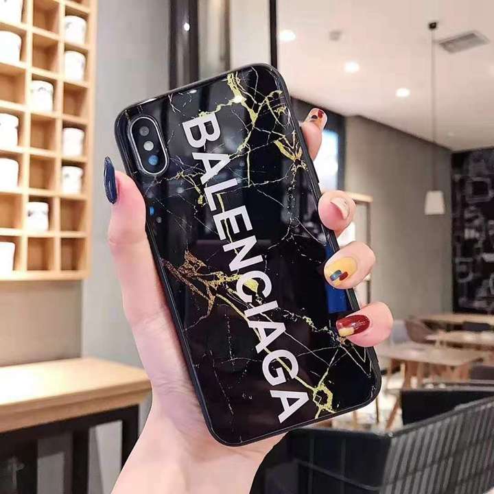 balaenciaga ブランド柄ケース iphone11