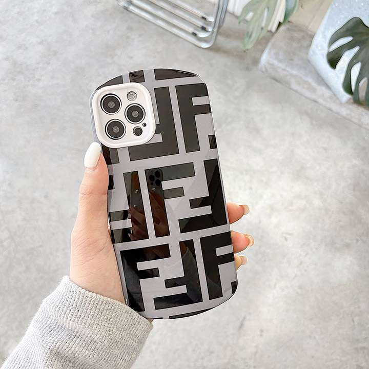 Fendi iphone12ケース 人気