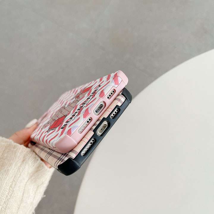 Burberry iPhone 11/11 pro/11 pro max携帯ケースクマ