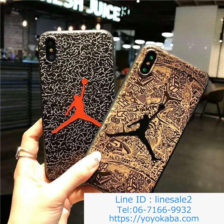 NIKE iPhone8Plusケース スポーツ風